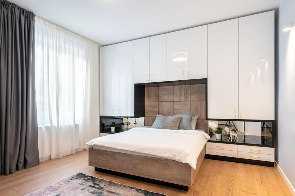Old Town Bucharest Apartment Poiana 7 Екстер'єр фото